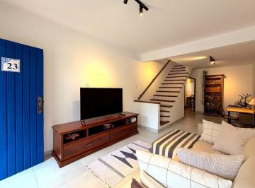 e2a8b43d-f1fd-4a64-8792-c5ca1e865b42 · Casa no condomínio Stela Maris para venda com 2 quartos, sendo 2 suítes, 146m²