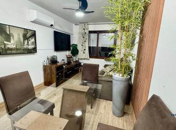 Apartamento · 69m² · 2 Quartos · Apartamento 2 dormitórios reformado mobiliado próximo Assis Brasil Porto Alegre