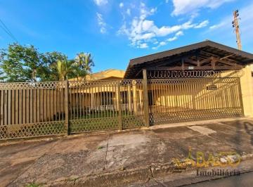 Casa · 140m² · 3 Quartos · 3 Vagas · Casa para alugar em Vila Brasilia de 140.00m² com 3 Quartos, 1 Suite e 3 Garagens