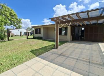 Casa · 123m² · 3 Quartos · 2 Vagas · Casa em Mariápolis, Xangri Lá