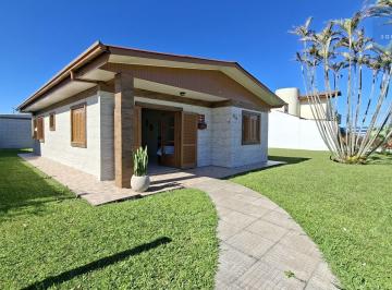 Casa · 122m² · 3 Quartos · 2 Vagas · Casa em terreno enorme em Rainha do Mar em Xangri Lá