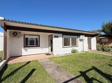 Casa · 146m² · 3 Quartos · 2 Vagas · Casa em Rainha do Mar do Xangri Lá
