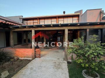 Terreno · 200m² · 4 Quartos · 3 Vagas · Lote em Pardinho - Centro - Pardinho/SP