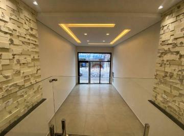 Comercial · 90m² · Loja para venda em Centro de 90.00m²