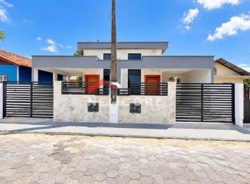 Casa · 65m² · 2 Quartos · 1 Vaga · Casa em Servidão Olavio Valentim Garcia - Ingleses do Rio Vermelho - Florianópolis/SC