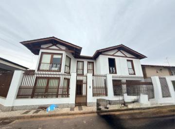 Casa de 5 quartos, Brasília · Aluga-se Casa na QI 15 com 05 suites no Lago Sul