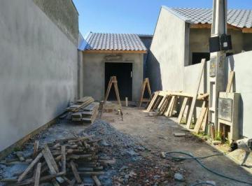 Casa · 100m² · 2 Quartos · 1 Vaga · Casa em construção na Quinta dos Açorianos em Barra Velha