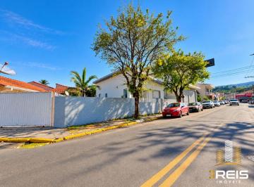 Casa de 2 quartos, Socorro · CASA COM EXCELENTE ACESSO E VISIBILIDADE NO CENTRO DE SOCORRO/SP