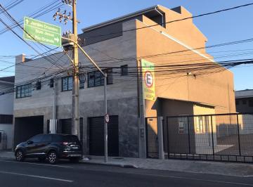 Comercial de 20 quartos, São José dos Pinhais · Prédio comercial e residencial 1240m2 ideal p/ locação e clinicas OFERTA