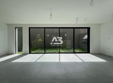 Casa de 3 quartos, Curitiba · Casa com 3 quartos para aluguel em Guabirotuba