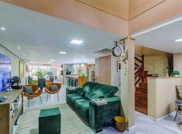 Photo 1 · Casa em Condominio, 4 dormi. sendo 2 suítes, churrasqueira, lareira, 2 vagas