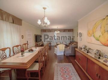 Casa · 280m² · 4 Quartos · 3 Vagas · Sobrado com 4 Dormitórios (1 Suíte) na City São Francisco / Próximo à USP!