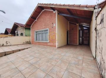 f82d89c000cacf65e9fd1775cbbc0b2b5abbd67a · Casa à venda com 3 dormitórios, sendo 1 suíte, edícula e churrasqueira a 200 metros da praia em Peru