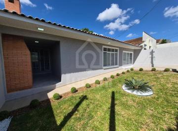 Casa · 176m² · 2 Quartos · 2 Vagas · CASA À VENDA NO SANTA PAULA