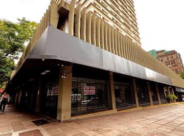 Comercial · 244m² · 1 Quarto · Aluga loja na Independencia 265m²