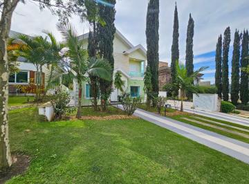 3f23b099-e358-47c4-9b50-5dadf406eaa6 · Casa no condomínio Residencial Tamboré 11 Terras de Provence para locação com 4 quartos, sendo 4 suí