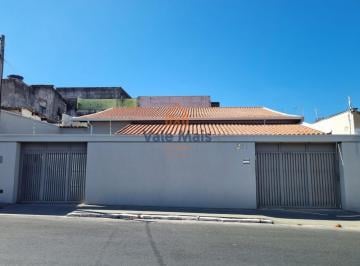 Casa · 197m² · 3 Quartos · 3 Vagas · Casa para venda em Vila Canevari de 197.00m² com 3 Quartos, 1 Suite e 3 Garagens