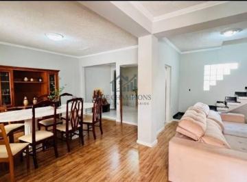 Casa · 237m² · 3 Quartos · 3 Vagas · Sobrado para venda em Recanto Quarto Centenário de 237.00m² com 3 Quartos, 1 Suite e 3 Garagens