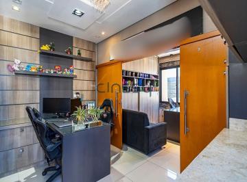 Comercial · 32m² · Sala comercial com 32m² + 43m² de terraço privativo no Centro