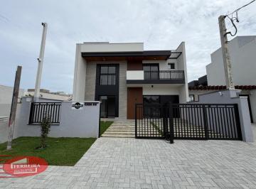 Casa · 89m² · 2 Quartos · 2 Vagas · Sobrado frente para Rua