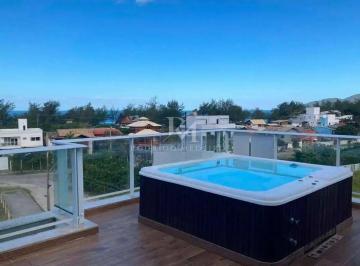 4389684c-9160-41ac-9996-766d6f26bdcf-1785783716579.jpg · Cobertura Exclusiva a 150 Metros do Mar no Campeche | 2 Suítes | Jacuzzi | Vista para a Ilha do Camp