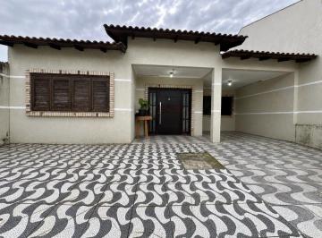 Casa · 200m² · 3 Quartos · 3 Vagas · CASA COM 3 DORMITÓRIOS NO BAIRRO TRÊS FIGUEIRAS!