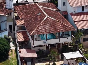 Casa · 607m² · 6 Quartos · 2 Vagas · Casa Duplex na Ilha do Boi