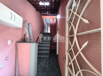Casa · 190m² · 4 Quartos · 2 Vagas · Casa com edícula, 4 quartos 2 vagas no Mangal