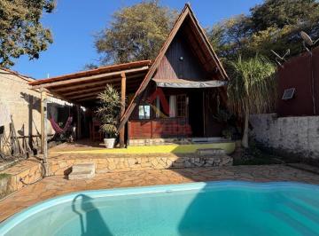 Casa · 300m² · 2 Quartos · 2 Vagas · Chalé Mobiliado com Piscina e Área Gourmet à Venda no Bairro Francelinos – Juatuba/MG| Juatuba Imóve