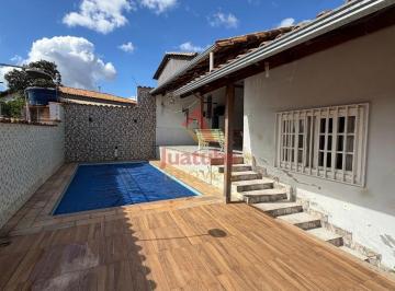 Casa · 390m² · 5 Quartos · 4 Vagas · Excelente Casa com 5 Quartos, Piscina e Garagem para 4 Carros no bairro Santa Barbara em Mateus Leme