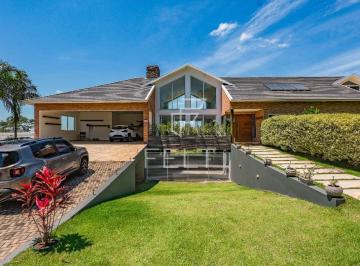 Casa · 526m² · 4 Quartos · Imoveis - no Vale da Santa Fé