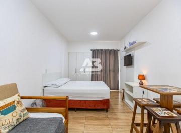 Apartamento de 1 quarto, Curitiba · Apartamento de 30 m² com 1 quarto para aluguel no Centro