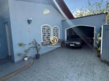 Foto 01 · Imóvel à venda em Taubaté-SP: Casa no Jardim Maria Augusta com 3 quartos, 3 banheiros e 250m² de áre