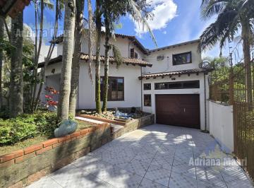 Casa · 359m² · 3 Quartos · 2 Vagas · Casa à Venda em Parque Santa Fé: 3 Dormitórios, 2 Suítes, 2 Vagas