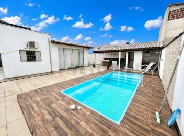 Casa en Venda de 2 quartos Balneário dos Golfinhos · Casa de 350 m² com 2 quartos à venda em Balneário dos Golfinhos