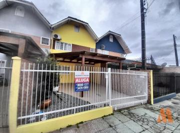 Sobrado 3 dormitórios no Guanabara - edícula com churrasqueira e garagem - Joinville/SC em Guanabara, Joinville - foto 1 · Casa para alugar no Guanabara, Joinville | Meirinho