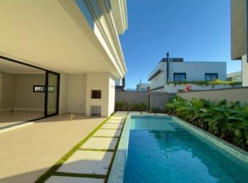 Foto 03 · CASA COM 4 SUITES NO CONDOMÍNIO CALEDÔNIA EM CAMBORIÚ/SC