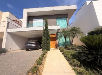 Casa · 264m² · Casa com elevador no Chácara Ondina