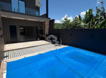 Casa · 124m² · 3 Quartos · 2 Vagas · Sobrado Novo com 3 Quartos, Piscina e Espaço Gourmet em Zimbros - Bombinhas/SC