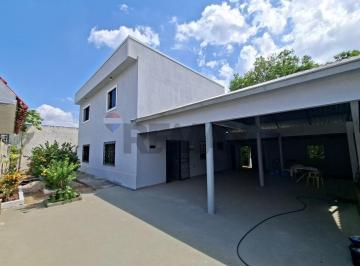 Casa · 390m² · 4 Quartos · 6 Vagas · Casa a venda Parque do Lago Ponta Negra: Conforto e Localização