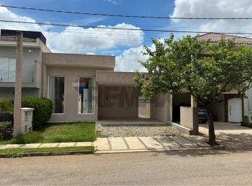 Casa · 130m² · 2 Quartos · Casa Térrea com 2 Suítes e Planejados no Villa do Bosque