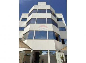 Apartamento · 70m² · 2 Quartos · 1 Vaga · Excelente Apartamento apenas 300 m da Praia de Itaipava