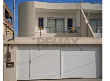 Casa · 185m² · 3 Quartos · 2 Vagas · Casa Moderna 3 Quartos em Itaipava, ES - Oportunidade!