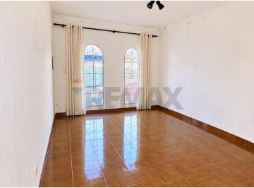 Apartamento · 78m² · 3 Quartos · 2 Vagas · AQUELE JEITINHO DE CASA DE VÓ QUE ACOLHE DESDE O PRIMEIRO OLHAR!