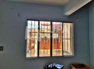 Casa · 165m² · 4 Quartos · 1 Vaga · CASA PARA RENDA À VENDA NA VILA CONSTANÇA