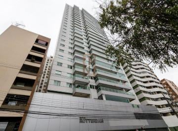 Apartamento · 81m² · 2 Quartos · 2 Vagas · Apartamento no Batel semi mobiliado com 2 vagas de garagem