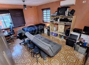 Casa · 280m² · 4 Quartos · 1 Vaga · Casa para locação com  04 dormitórios, sendo 01 suíte e 01 vaga  no Jd da Saúde.