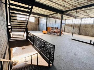 Comercial · 100m² · PRÉDIO COM AMPLA ESTRUTURA PARA LOCAÇÃO