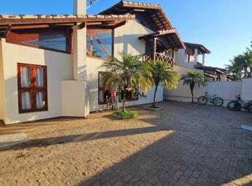 Casa · 234m² · 3 Quartos · 4 Vagas · Casa Térrea com mezanino à venda na Granja Viana!