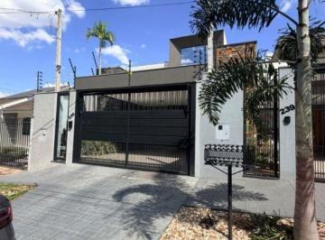 Casa · 105m² · 3 Quartos · 2 Vagas · Casa com 3 dormitórios à venda, 105 m² por R$ 740.000,00 - Jardim Santa Helena - Maringá/PR